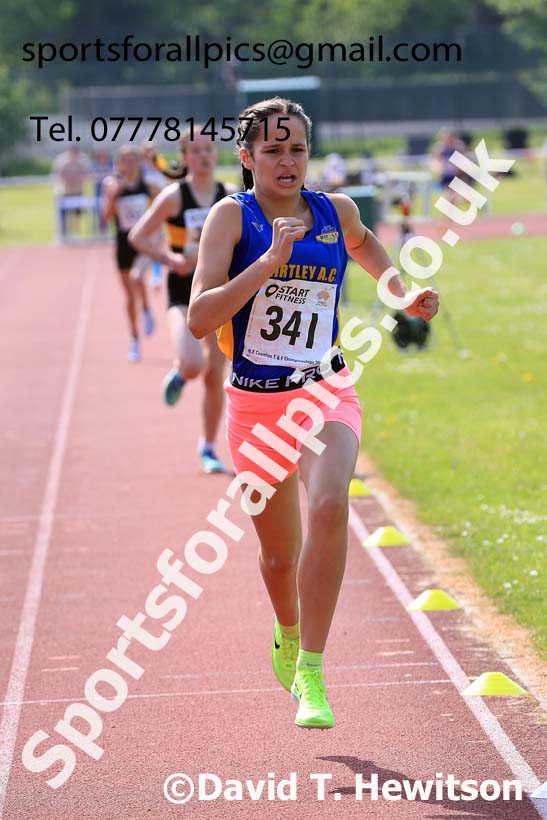 Girls Under-15s 1500 metres, 2024 North Eastern Track and Field Champs., Middlesbrough.  Photo: David T. Hewitson/Sports for All Pics